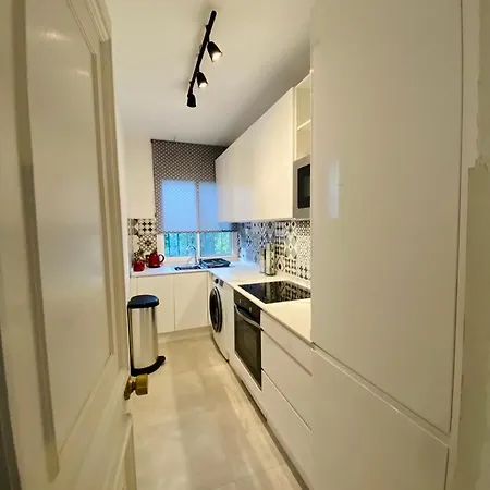 Benamara Gardens Apartment Estepona