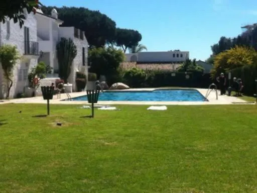 Benamara Gardens * Εστεπόνα